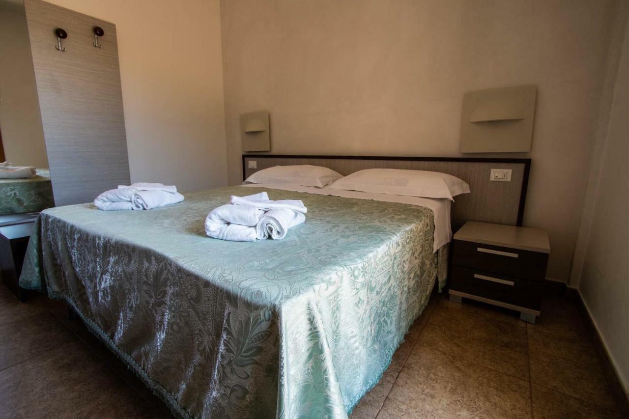 Hotel Eden Carovigno Dış mekan fotoğraf